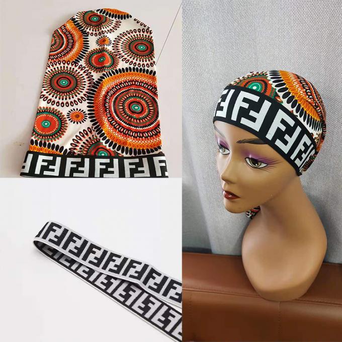 Bas MOQ en gros a adapté le logo aux besoins du client blanc de jacquard pour la bande élastique noire d'enveloppe de tête de cheveux
